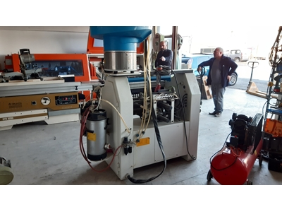 Türe Makinadan Vitap Kavele Yeri Açma, Tutkallama Ve Çakma Makinası - 2