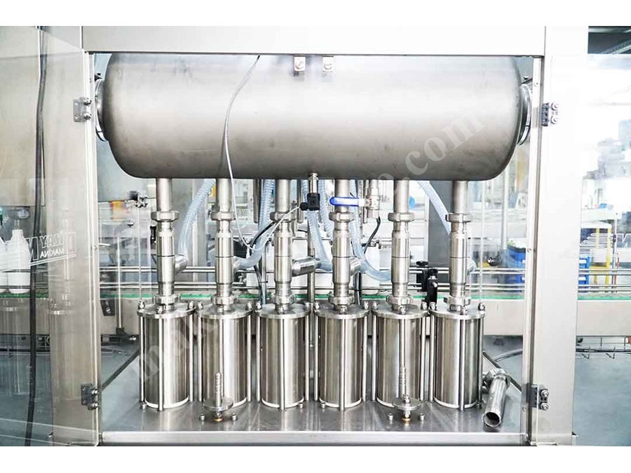 6000 Adet / Saat Otomatik Kova Dolum Kapatma Makinası