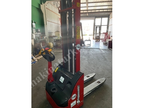 1,2 Ton 3600 mm 2 Kademeli Asansörlü İstifleme Makinası