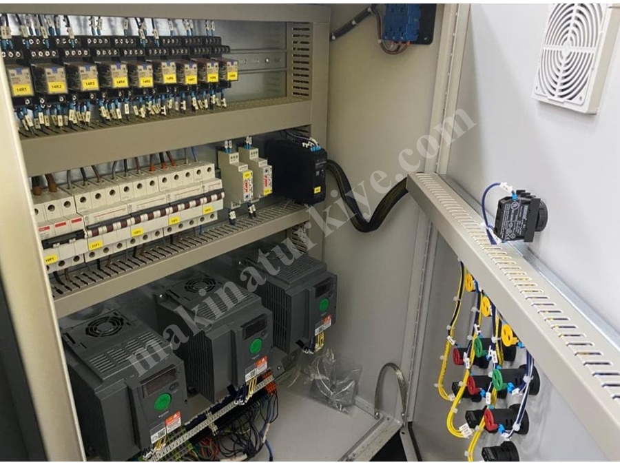 SVR Long ( 10 m² / Saat ) Yarı Otomatik Çim Çit Örme Makinesi