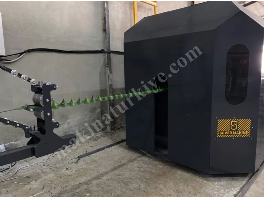 SVR Pro ( 35 m² / Saat ) Tam Otomatik Çim Çit Örme Makinesi