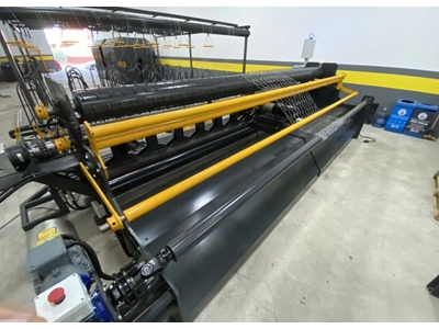 SVR Bee - 4 ( 600 - 650 m² / Saat ) Tam Otomatik Altıgen Tel Örme Makinesi - 2