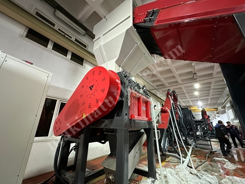 700×1250 Mm Rotorlu Plastik Kırma Makinası