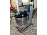 Machine de pétrissage de pâte de 100 kg - 2