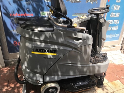 Karcher B 140 Binicili Zemin Yıkama Makinası - 0