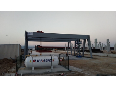 32 Ton Gantry Crane - 1