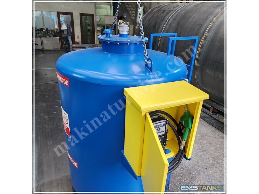 Réservoir à carburant vertical hors sol de 3000 L avec pompe intégrée