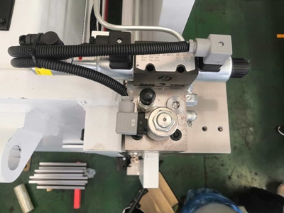 130 Ton Abkant Pres - 12