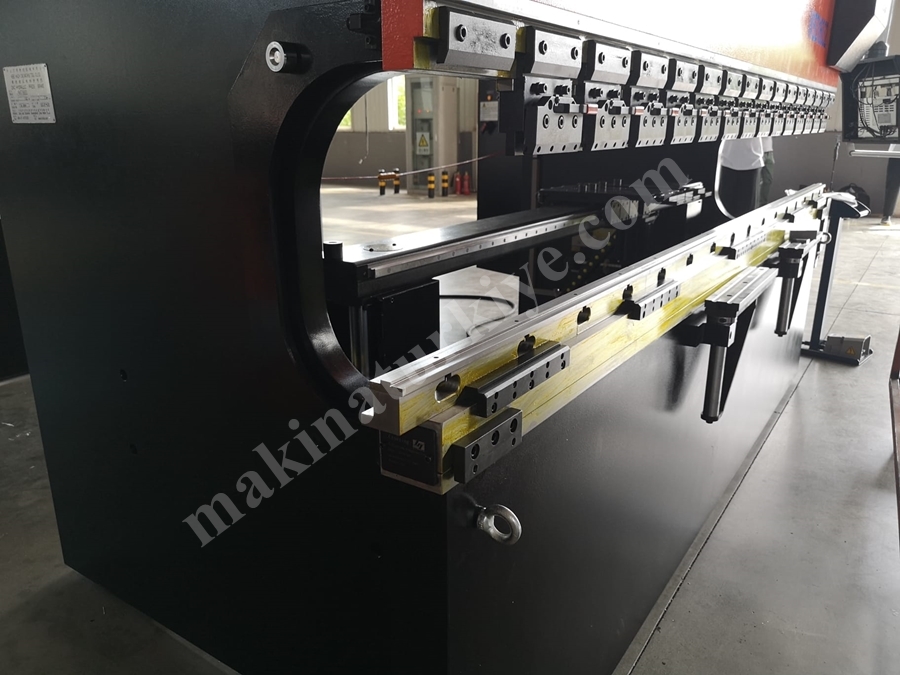 130 Ton Abkant Pres
