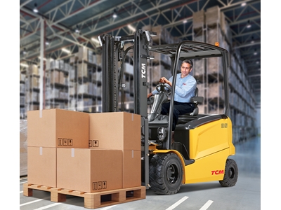 3 Ton (3-7 Metre) Akülü Forklift - 7