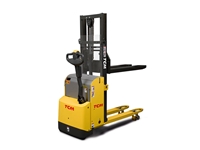 1250 Kg (2100 Mm) Battery Powered Stacking Machine - 0
