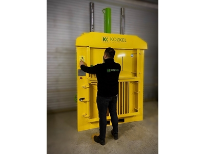 40 Ton Balya Üsten Basmalı Dikey Atık Balyalama Presi