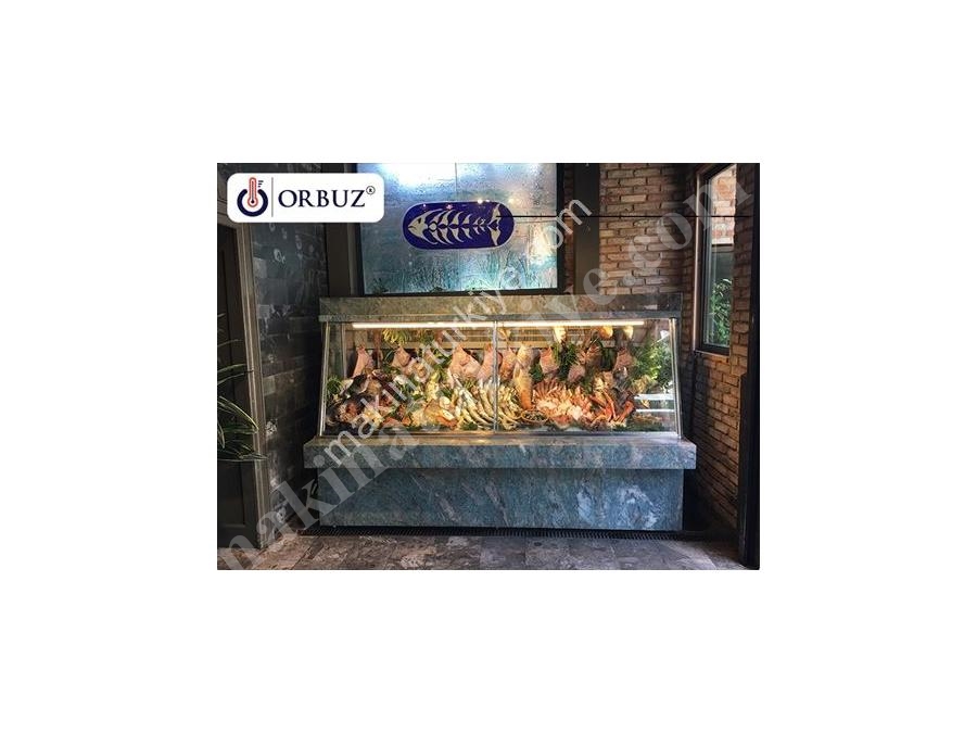 Sprat-Fischvitrine