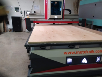 NOVEL2128 Cnc Router - 2