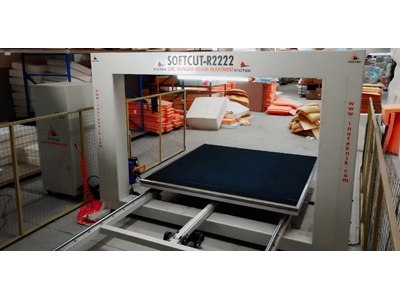 CNC Sünger Kesme Makinesi