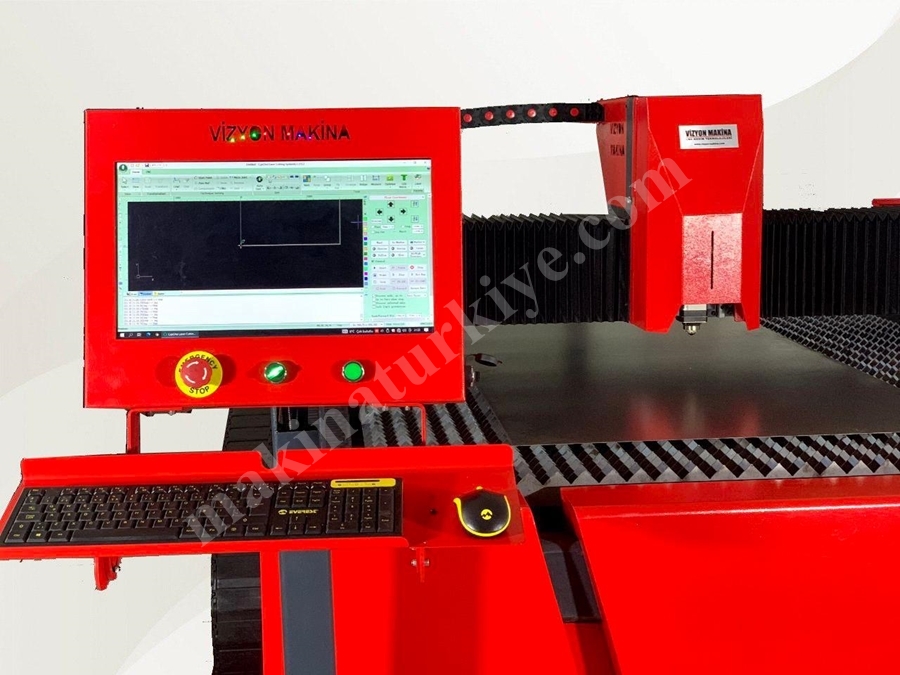 1500x3000 mm 3000 Wat Fiber Lazer Kesim Tezgahı