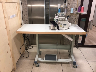 Ex 5 Faden Kettenstich Nähmaschine mit Transporter - 4
