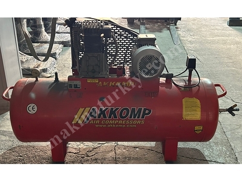 300'Lük 4 Hp Hava Kompresörü