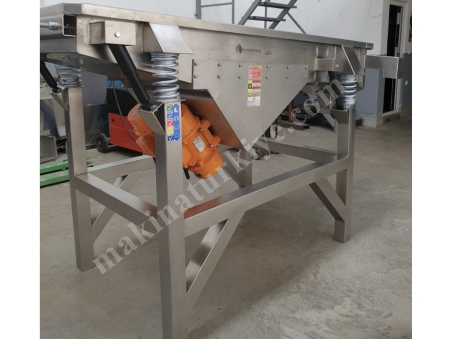 4 Ton / Saat Vibrasyonlu Kuruyemiş Eleme Makinası