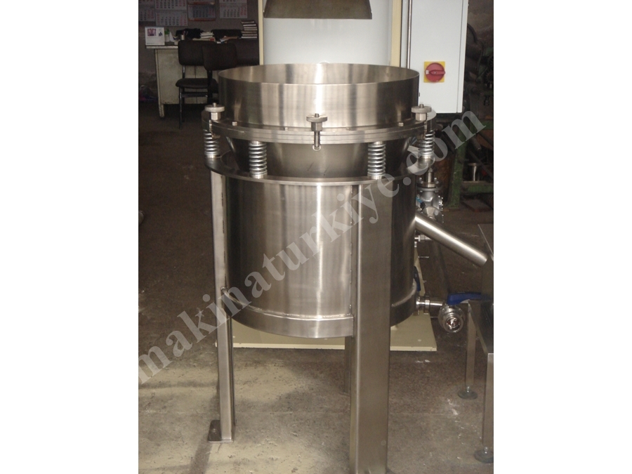 500 Kg / Saat Kuruyemiş Eleme Makinası