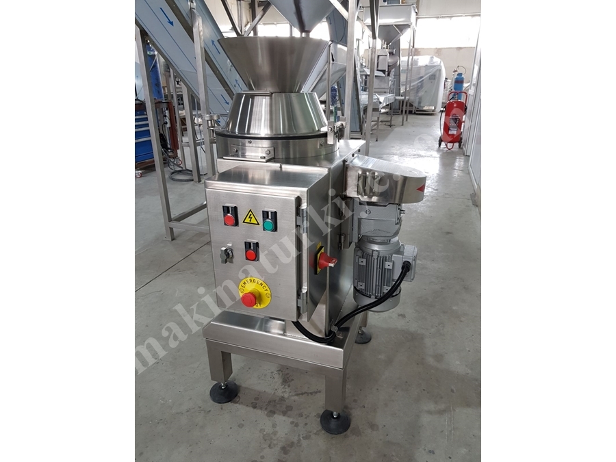 300 Kg / Saat Kuruyemiş Un Makinası