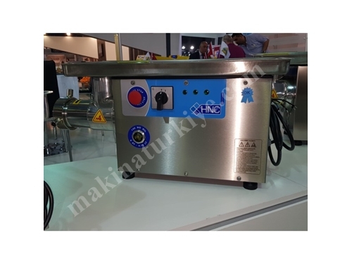 No 32, 600 Kg/H Stainless Steel Meat Mincer Machine