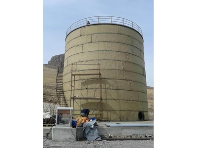 Liquid Raw Material Stock Tank - 9