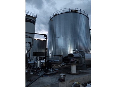 Liquid Raw Material Stock Tank - 13