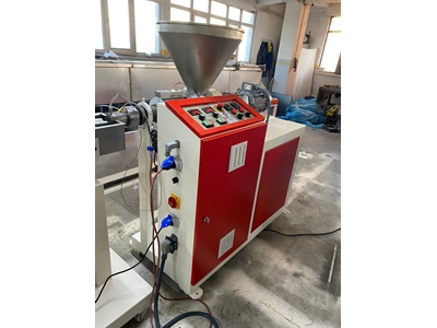 50 Stück Kunststoff PVC-Rohr Extruder - 3