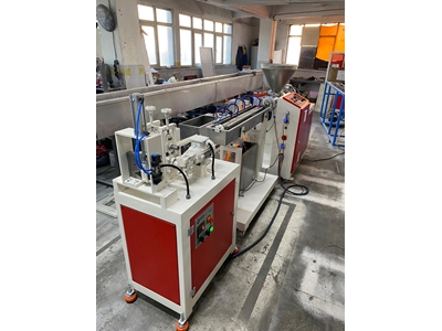 50 Stück Kunststoff PVC-Rohr Extruder - 6