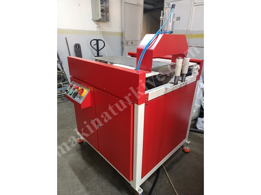 BLC 1001 PVC-Rohr-Unterschneidemaschine