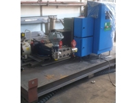 2500 Bar (31 Liter / Minute) High Pressure Water Jet Cleaning Machine