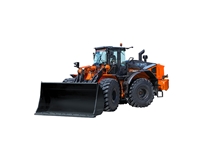 24,690 kg Wheeled Loader Bucket with Working Weight - 6