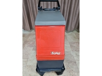 Compact Area Floor Cleaning Machine Battery-Powered German Cleaning Hako 430 Floor Washing - 3