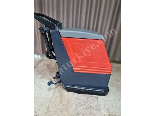 Compact Area Floor Cleaning Machine Battery-Powered German Cleaning Hako 430 Floor Washing