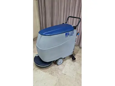 Akku-betriebene geschobene Bodenreinigungsmaschine Italien Waschmaschine 60 Liter