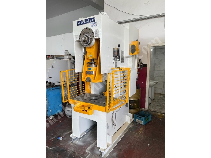 Presse Dirinler de 80 tonnes