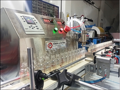 Machine de remplissage automatique de bureau de la série FMD pour 10-100 ml