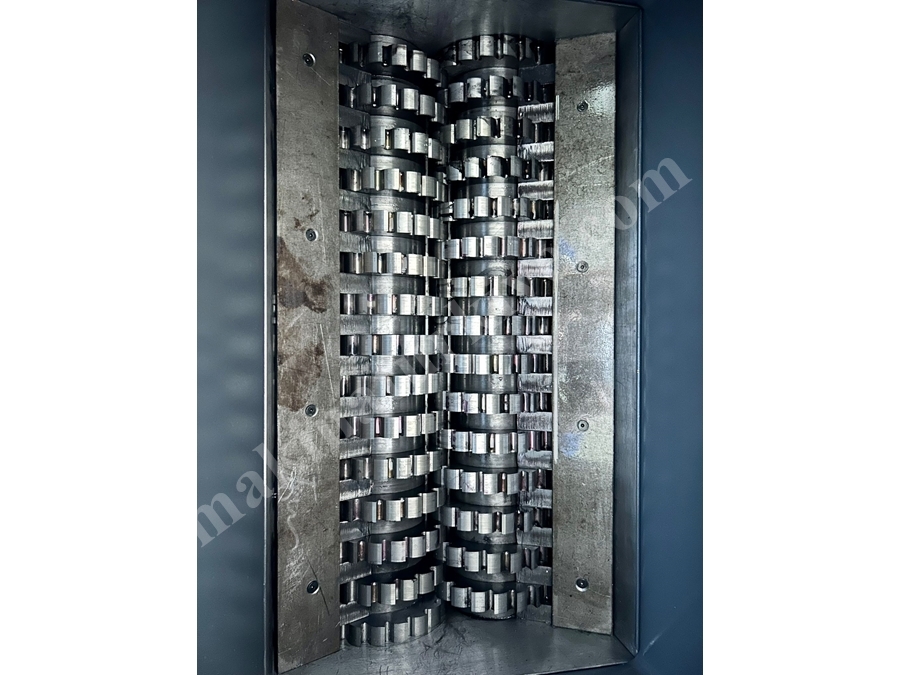 60 Kg Dual Shaft Shredder Crushing Machine