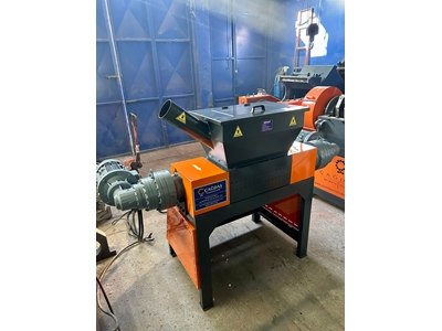 60 Kg Dual Shaft Shredder Crushing Machine - 10