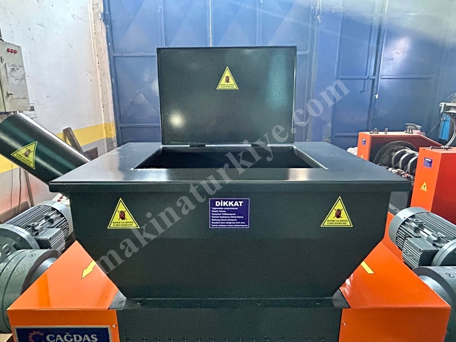 60 Kg Dual Shaft Shredder Crushing Machine