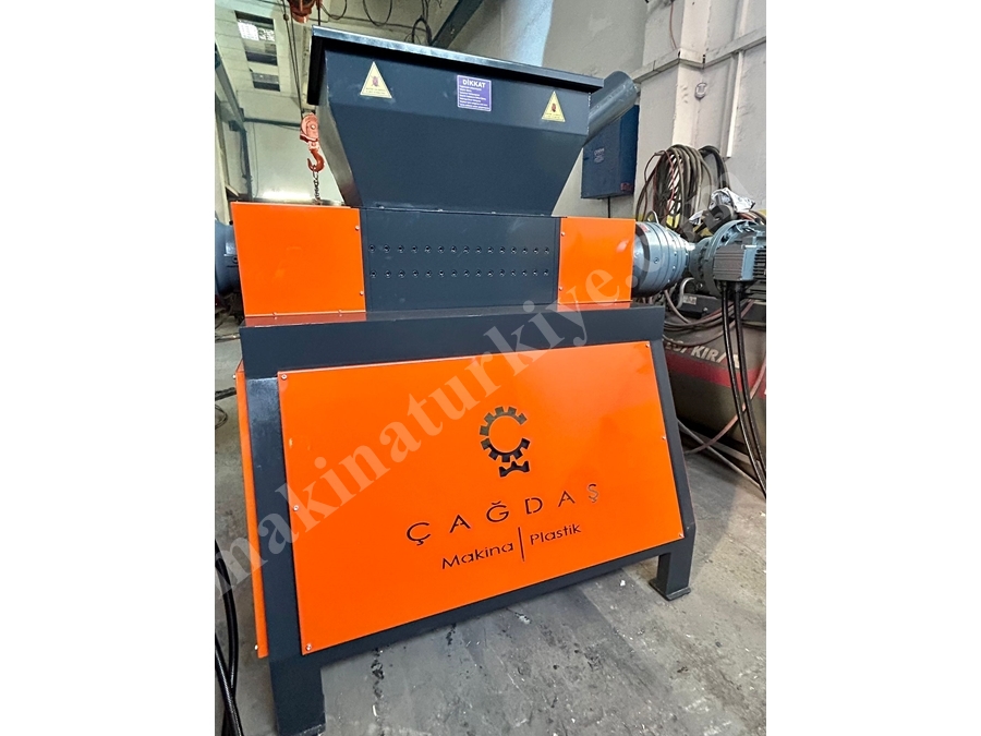 60 Kg Dual Shaft Shredder Crushing Machine