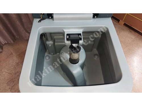 RO 22 (560mm) Binicili Zemin Temizleme Makinası