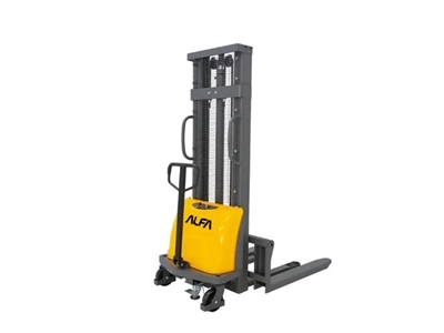 1500 Kg 1.6 Meter Semi-Electric Stackers - 0