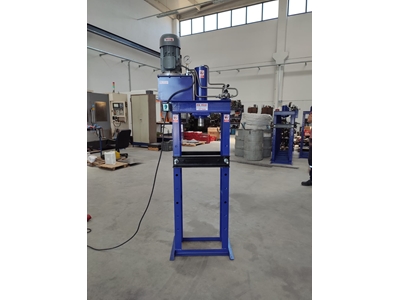 Presse hydraulique d'atelier motorisée de 25 tonnes - 0