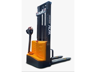 1500 Kg 3.5 Meter Battery Powered Stacker - 0