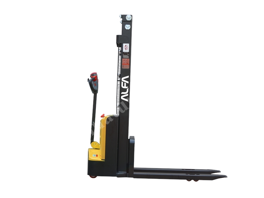 1500 Kg 3.5 Meter Battery Powered Stacker
