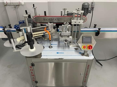 8-Nozzle Bucket Automatic Packaging Filling Machine - 1