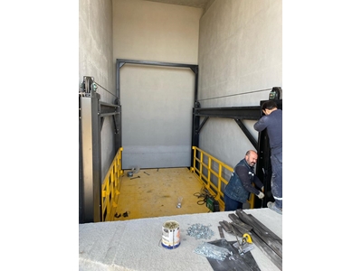 3 Ton (4 Kolonlu) Hidrolik Kat Arası Araç Asansörü - 12