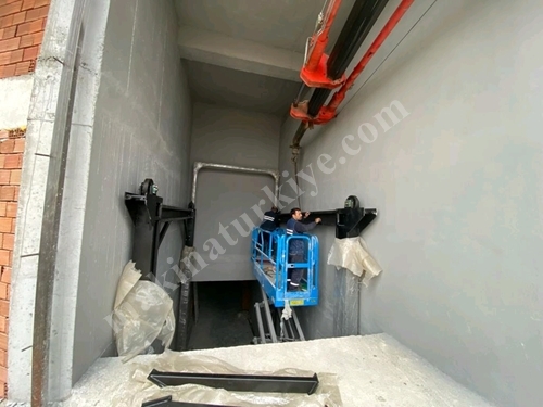 Гидравлический автомобильный лифт между этажей 5 тонн (4 столба)